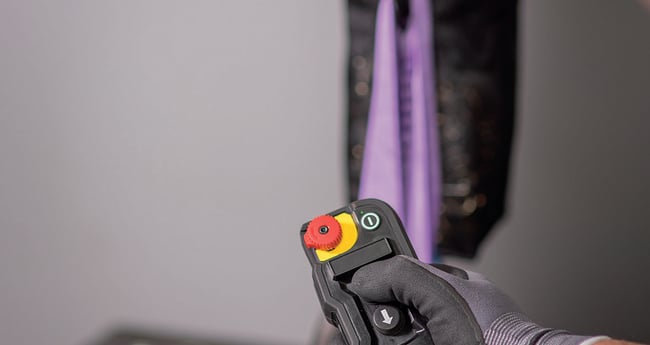 Yale BatteryStar - Product Picture - Remote Controlling